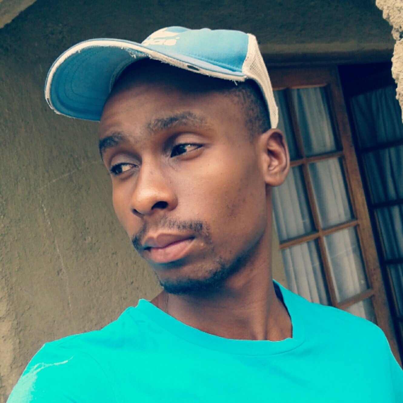 Tboz_Mathibela's profile picture. Chilled☺
HouseMusicAddict🔊
11June199Five 👊