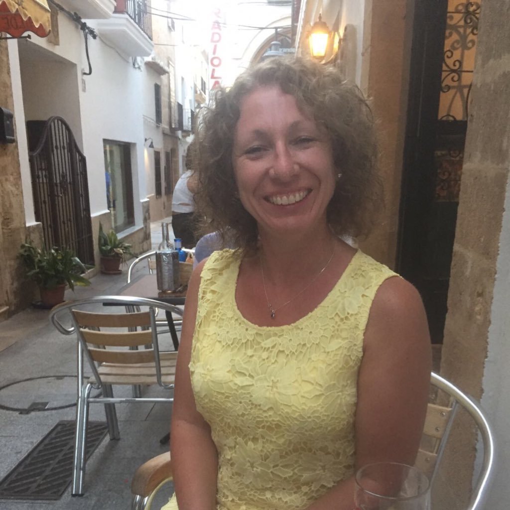 Fitpro, mother of awesome offspring and wife to the cleverest builder in Somerset.