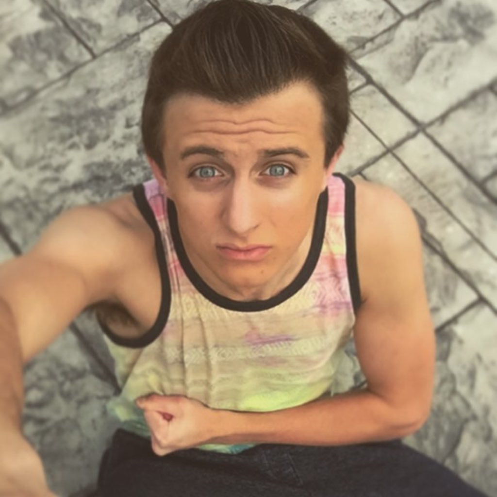 ShaunCedar2011's profile picture. Model👔🕶Fashion•Fitness •Party•Entertainer•Believer🙏🏻•Lover