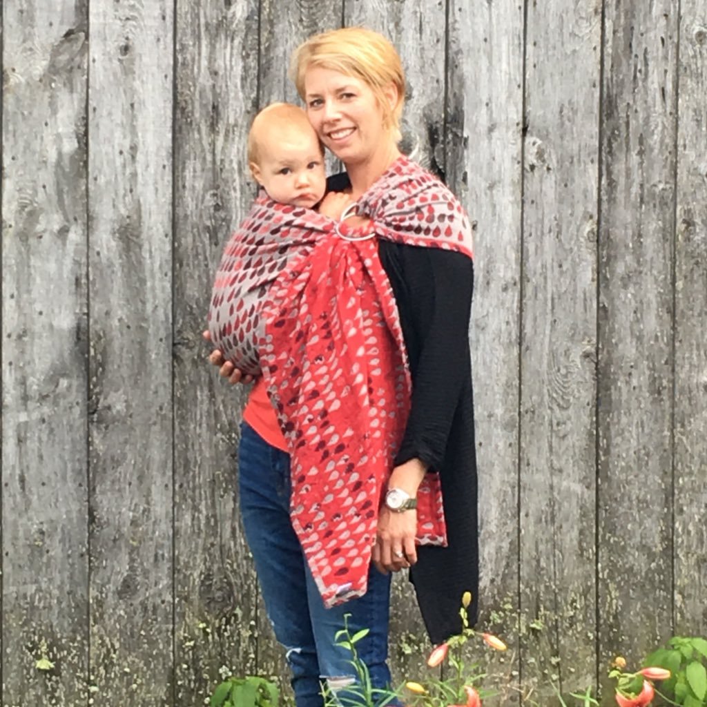 MD Mom, Babywearing enthusiast, and Loving Wife