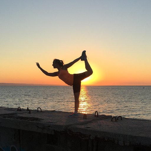 rici1903's profile picture. 