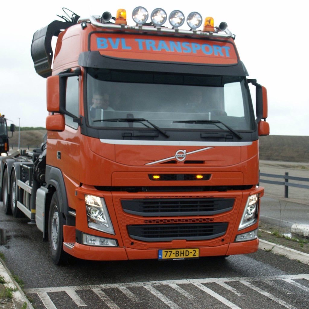 Papa, Vrijwillige Brw, eigenaar BVL transport.