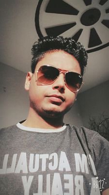 SohailS74105341's profile picture. उन परिंदों को कैद रखना मेरी फितरत में नहीं जो मेरे दिल के पिंजरे में रहकर भी दूसरो के साथ उड़ने का शौख रखते हो।