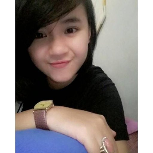 AlodyaDesy's profile picture. 