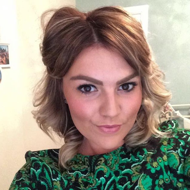 BlancheNadine's profile picture. Je suis une femme tout d'abord sérieuse sincère et véridique aussi et ensuite je suis une femme attentionnée gentille généreuse sympa et Cool 😊