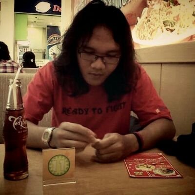 RifkyRianzi's profile picture. 