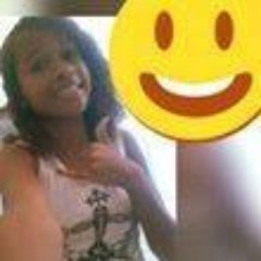 larissa8794san1's profile picture. 