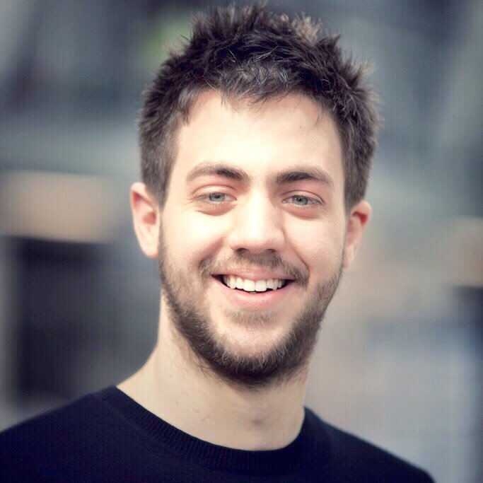 Mostly involved in digital stuff and tech. Work @unibirmingham as Head of Digital Channel Mngmnt. Father of two 😎. 🏃♂️ occasionally, ❤️ tech and digital.