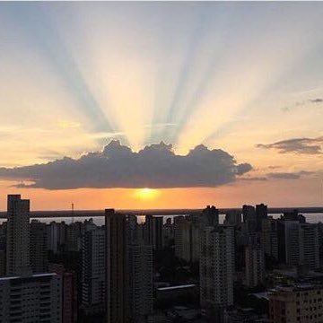 ..He loves me.. ...E eu O amo.. ...Amar não é um sentimento.. é uma decisão : ) ..Ah também AMO FORTE o casal @fbbreal e @realwbonner ..TT 2 //Intercessora 🙏