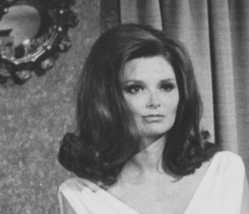 likes '60s big hair, singing and vintage Vespas. GLAM librarian. Views my own.