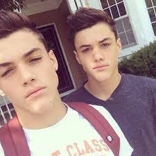 2 goofy brothers that I manage to love 💯 account started 10th of August 2017!! || dream is to be noticed 😫