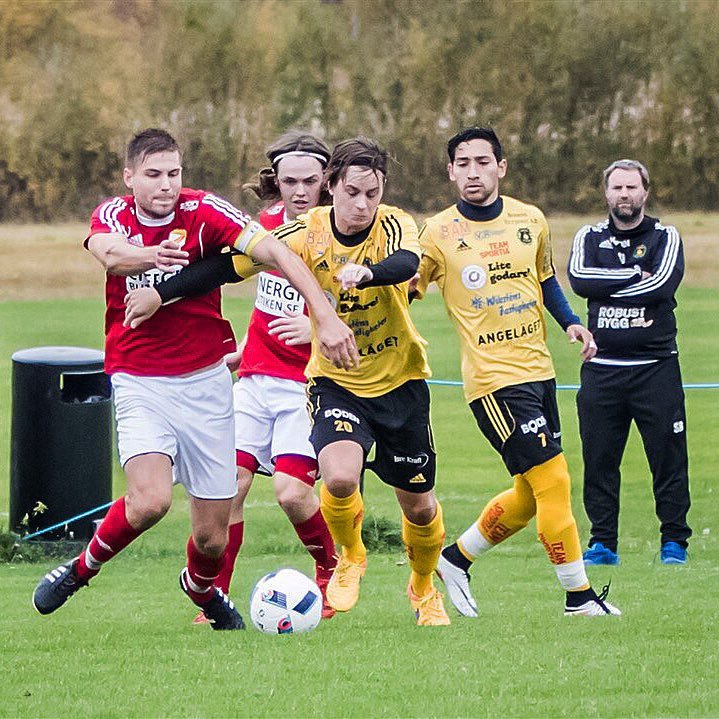 _MosesHernandez's profile picture. 👻:moses_1020 / “Peace, Love, and Positivity” / Student at Forza Sports Academy ⚽️🇺🇸🇸🇪 / God First 🙏