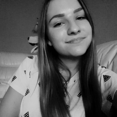 Ausriuu's profile picture. Hey...I'm an awkward person who is shy and stupid and crazy. So that's it 🍆🍑. oh wait i love markimoo ❤