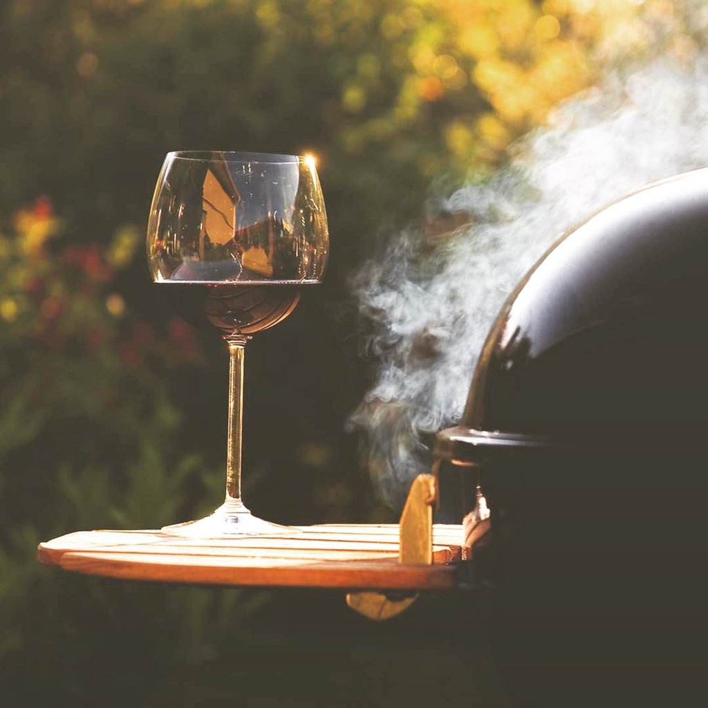 #BBQ & #Zinfandel are one of the world's great food and wine tag-teams. by: @selectwinepros / @selectmodevie