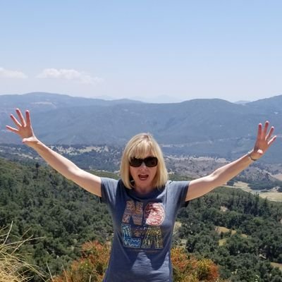 LisaKnight2016's profile picture. keep livin the dream baby...