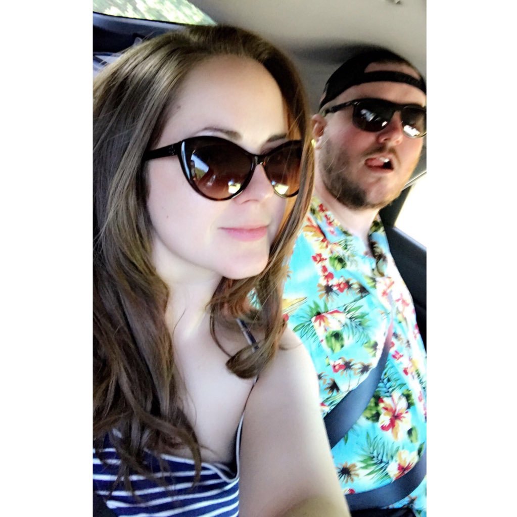 ladylex9's profile picture. rain on me, tsunami.