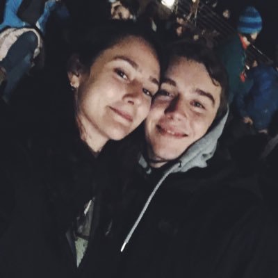 enyalouisee's profile picture. 