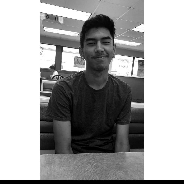 hernvndxz's profile picture. 