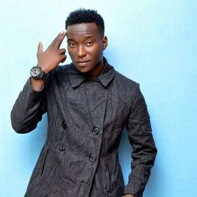 Selekta/DJ, Graphics Designer.
BOOKINGS: 0753968094