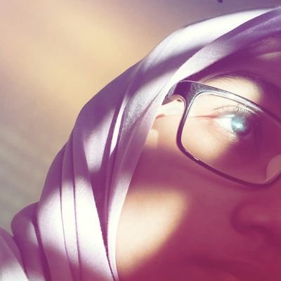 LailatulFz's profile picture. 🌻 || change