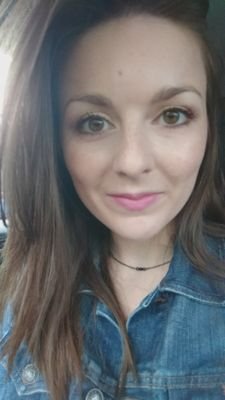 EmilyLykins143's profile picture. Banana Pancake Maker of @LykinsRyan