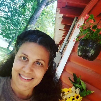 https://t.co/FwWaHGeFEa.Our journey to a simple life.Cultivators of farm fresh food for our consumption and yours.🥒🍅🌽🍉