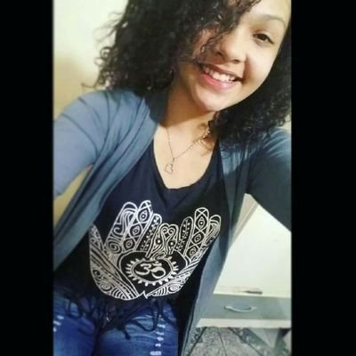 Leão♌ 15 aninhos 🚫 RJ🌊 tricolor de coração❤solteira🌸