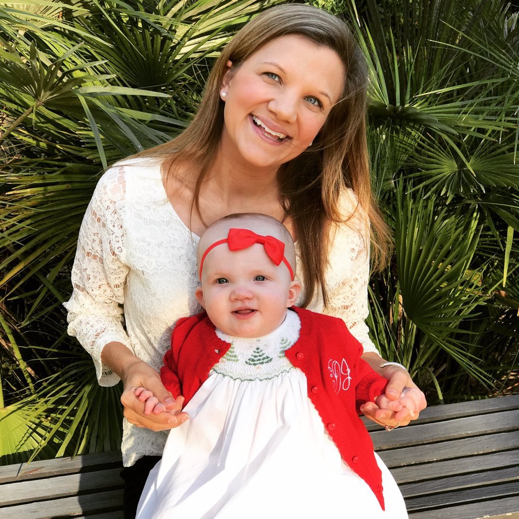 PreK Teacher ✏️ | Wife & Mom💗 | Book reader/listener 📖 🎧| Tea drinker 🫖 |Beachgoer 🏖 |