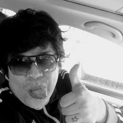 SAME OLD NEW BABAZ ! ! ! COOK, REVIEWER, FOOD NERD, GAMER,MELOMANIAC, COCINERO, FIESTERO, PACHANGUERO, PACHEQUERO, YO ME QUIERO....