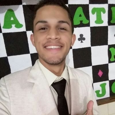Aqueles que esperam no Senhor renovam as suas forças. Voam alto como águias. Correm e não ficam exaustos, andam e não se cansam. (Isaías 40:31)