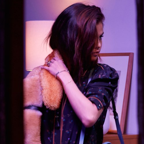 raevęnn | 22 | model | artist | My greatest virtues are my defects.