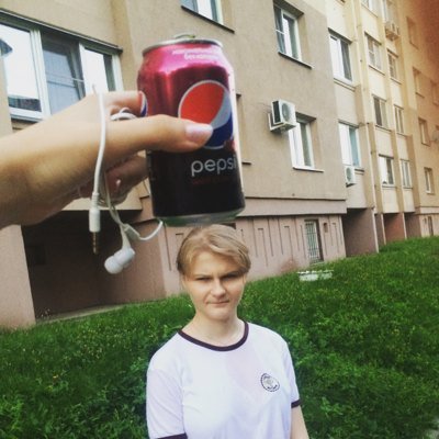 urod123's profile picture. никто 🌲
