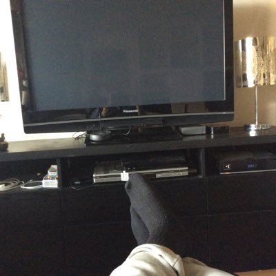 Filmtvbosse's profile picture. Ställ mig mot en grå vägg och jag försvinner........