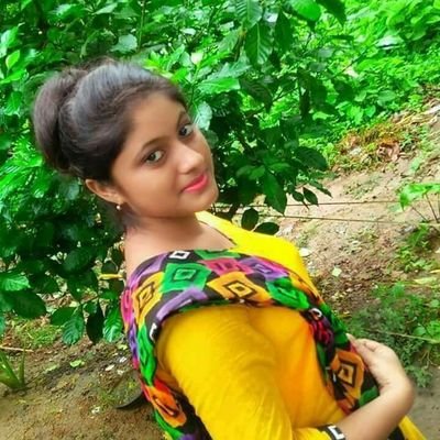 मुजे फॉलो करो मेरी हर पोस्ट को रिट्वीट जरूर करे plz