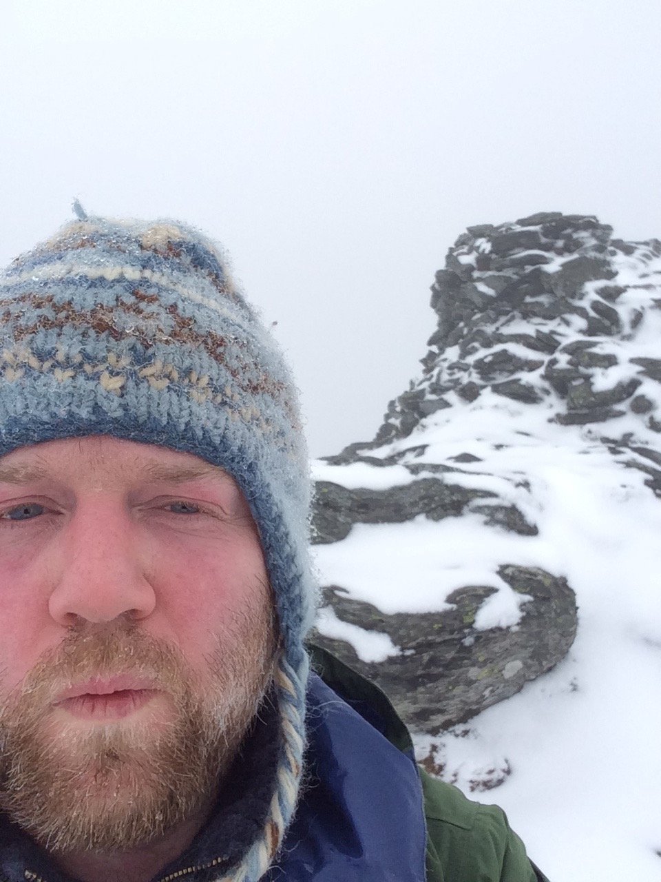 tomsnowball's profile picture. in a very nice cave by the sea