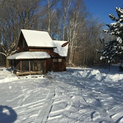 Happy husband and father. I love living in the country with all of nature. I manage investments for private clients.. I am blessed with family and friends.