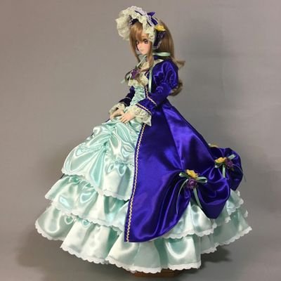 alice__channel's profile picture. ドール用のお洋服を作っているオバサンです😊
SD/SDGr/SDM/幼SD、DD(Dy/L/M)/DDS/DDP/MDDのオーナーです。

最近プライベートアカウントを諸事情(※鍵垢だったのに勝手にフォロワーが増える現象に陥った…)により削除したので、リア友さんをこのアカウンからフォローさせていただいてます。