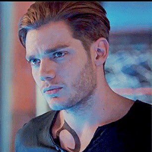 I turn myself down occasionally, just to keep it interesting. {RP | 19+ | Dark}
