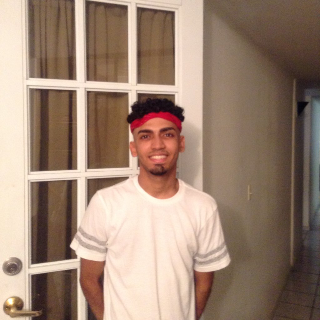 ClnLeoneil9's profile picture. 