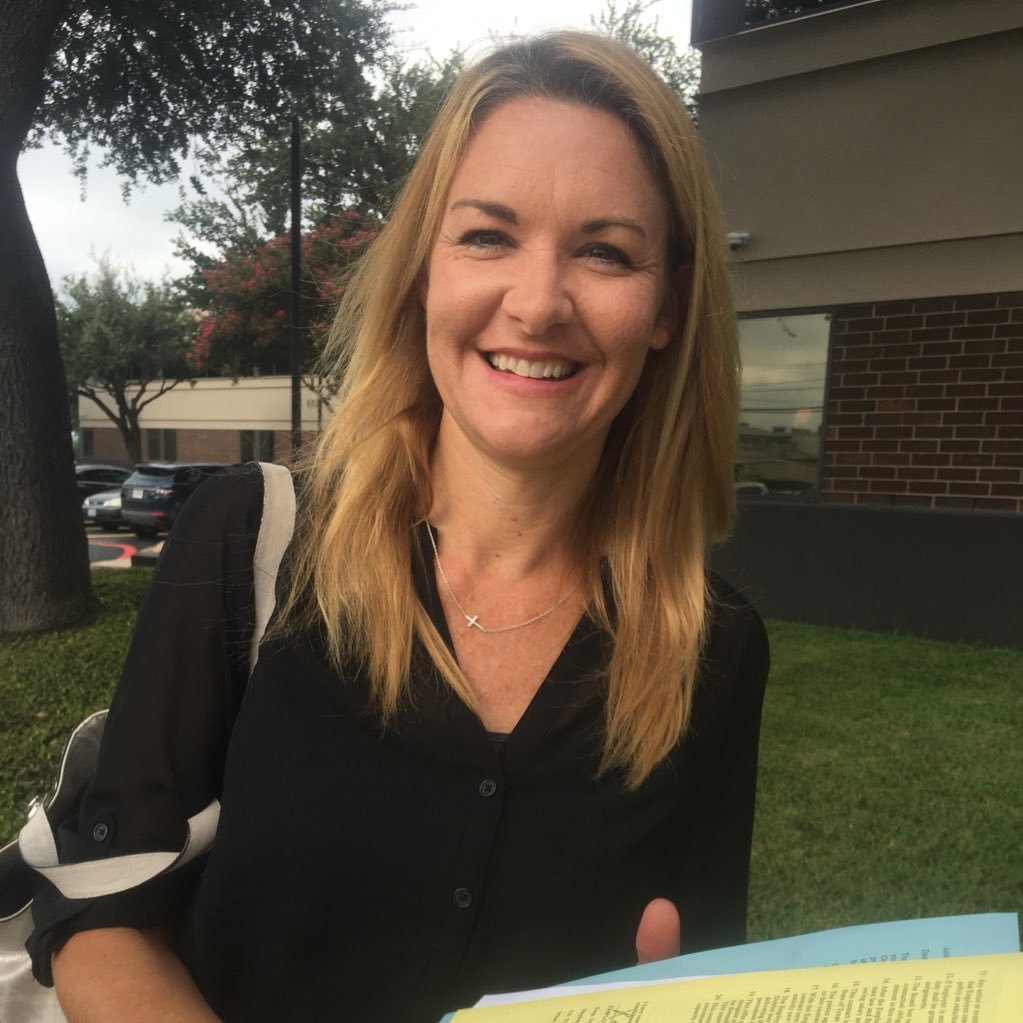 LHHitt's profile picture. Miss May Vernon-Second Grade Teacher❤️