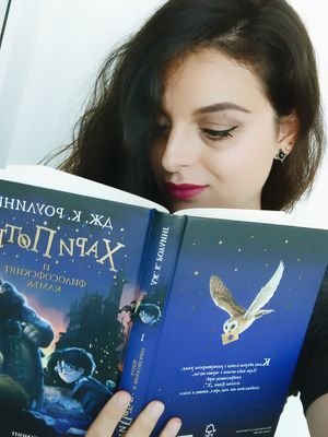 19 years old 🙈
Blogger ✒ Photography 📷 Books 📚 Travel ✈🌐 Lifestyle 🎀
atravellingbooknerd@gmail.com
#blogger #bookworm #travel #wanderlust