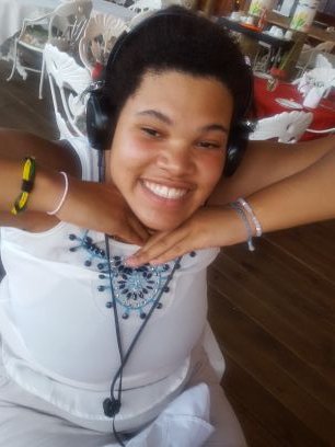 anoukmarsup's profile picture. mother, runner, DJ magnet and autism destroyer