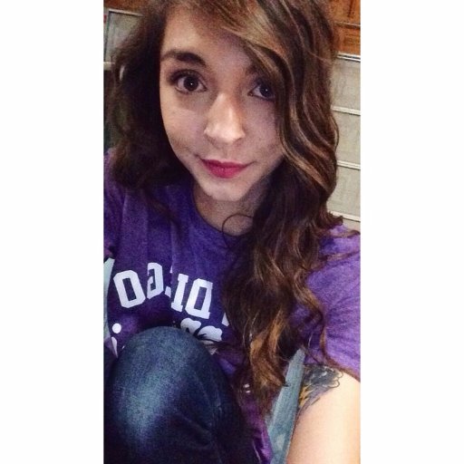 sarahchery96's profile picture. Kik me : sarahchery96