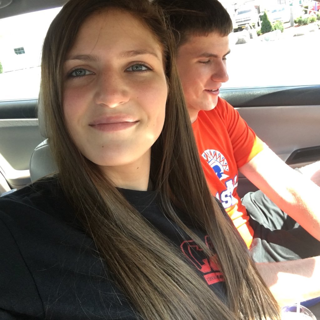 S_bahantka32's profile picture. 