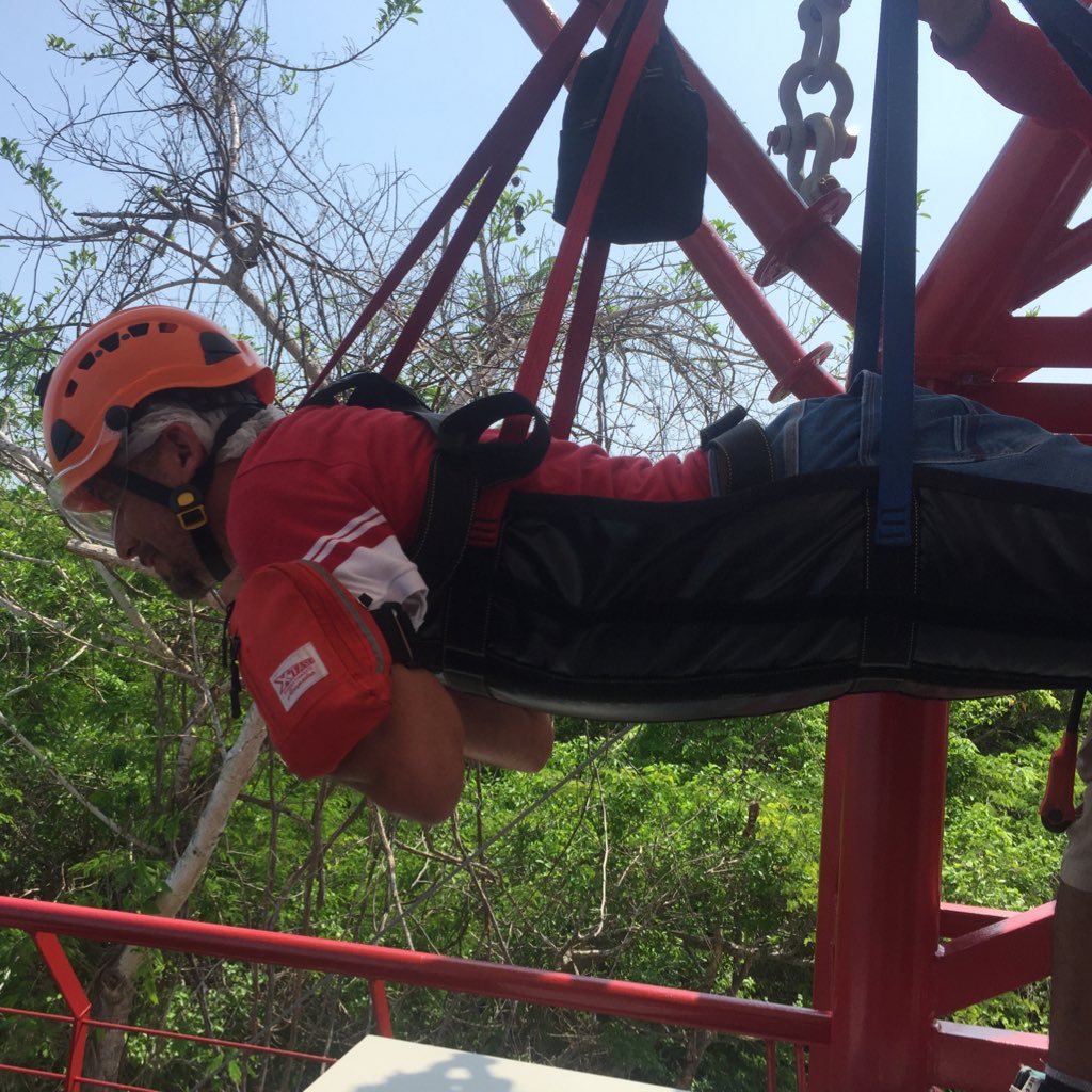 edurodt's profile picture. Cristiano por convicción * Mexicano de corazón * Acapulqueño por antigüedad  😃😎