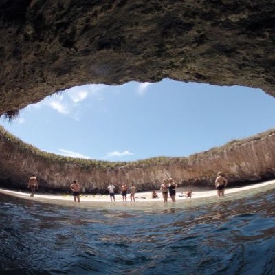 Islas Marietas es un hermoso Parque Nacional y Area Natural Protegida, rico en biodiversidad y un paraíso mexicano