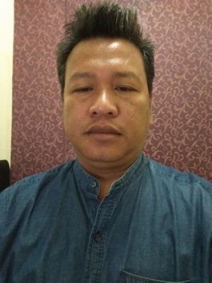 Politik & Pemerintahan Keluarga Hiburan Media Sosial Ekonomi & Bisnis Bisnis Sekolah & Universitas Pendidikan Bisnis Teknologi