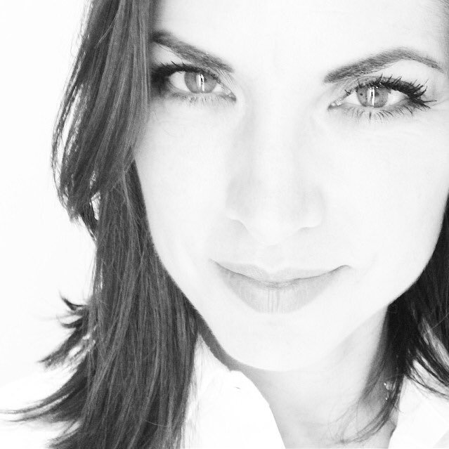 Soy @isasaweis desde 2009✨ “No vemos las cosas como son sino como somos”… Y eso nos da súper poderes 😉✨ ✉️contacto@isasaweis.com