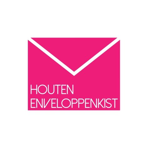 Marieke Noppen | Getrouwd | Mama | Creatief | Spontaan | Grafisch Ontwerpen | Houten Enveloppenkist