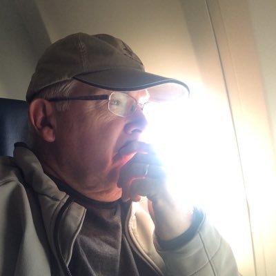 Rob4629's profile picture. Liberal guitar-playin' golfer